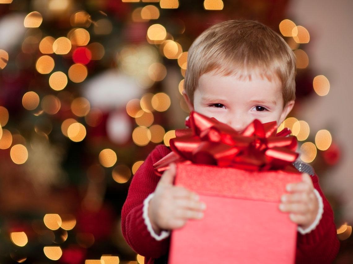 Los regalos hacen realmente felices a los niños?