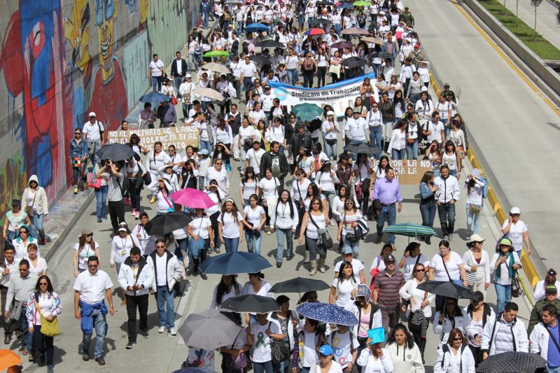 Así transcurre la marcha por la Paz y la Democracia | Secretaría de ...