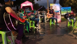 Muestra del grupo de guitarras del Teatro Casa de Artistas en la UPZ Boyacá Real, Engativá